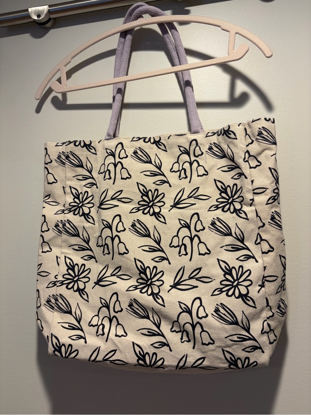 New Bookworm Canvas Tote Bag ๐ ๐ - Picture 2 of 5